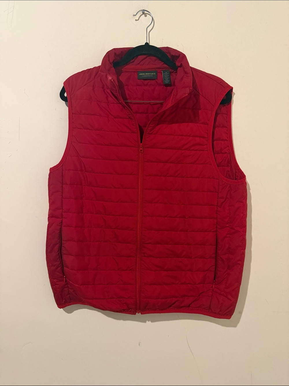 John Bartlett Men's Red Quilted Zip-Front Vest Size Medium